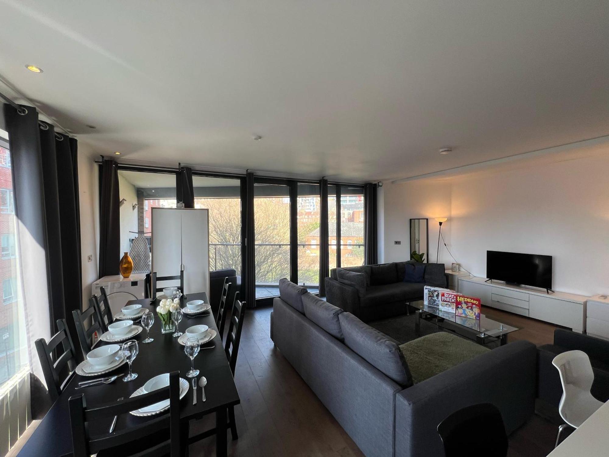 Appartamento Sleek 3-bedroom Flat With Lift & Wi-fi In Southwark, Borough Near The Shard